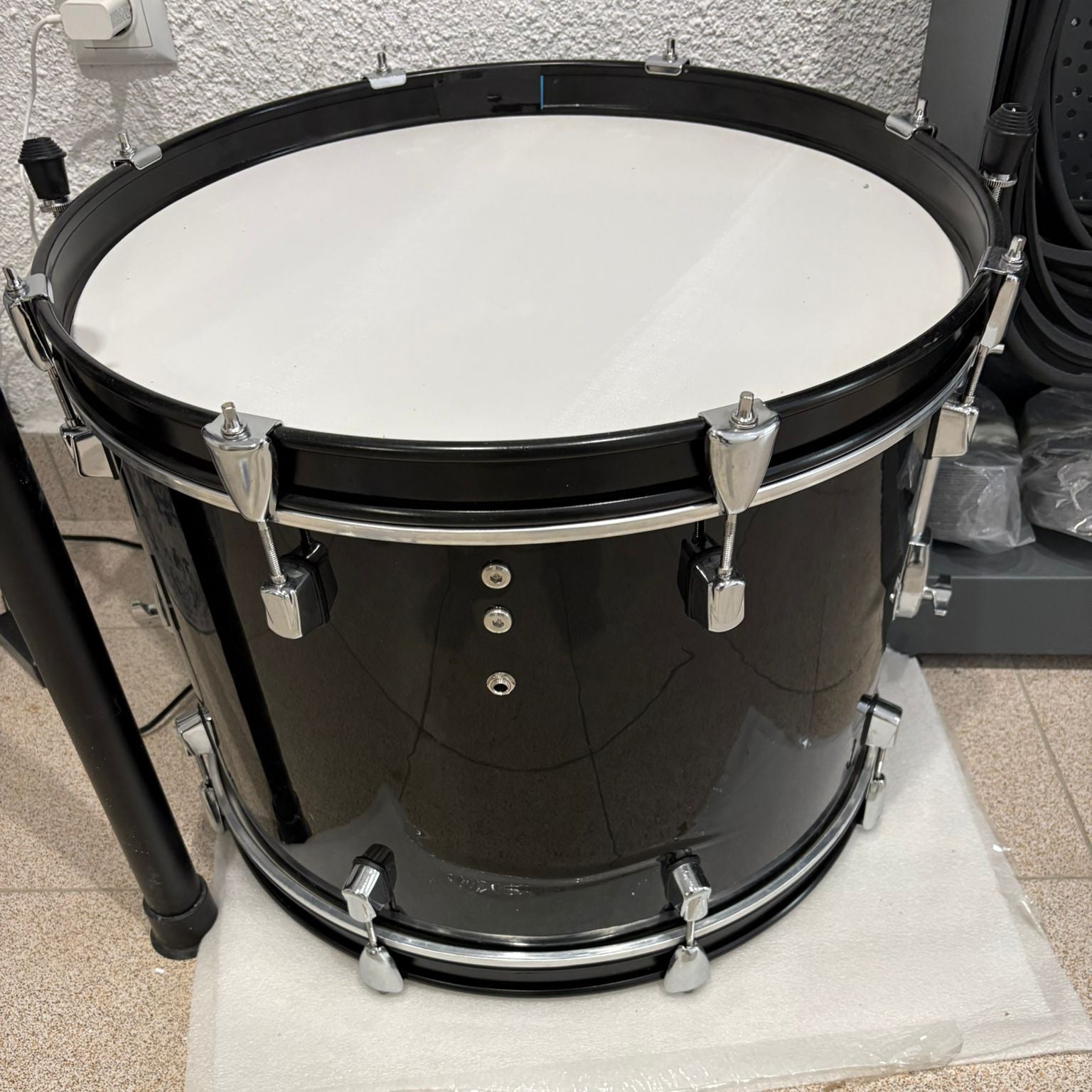 Phantom 20×10-Inch Wooden Electronic Bass Drum – Cosmetic Defect (Clearance)